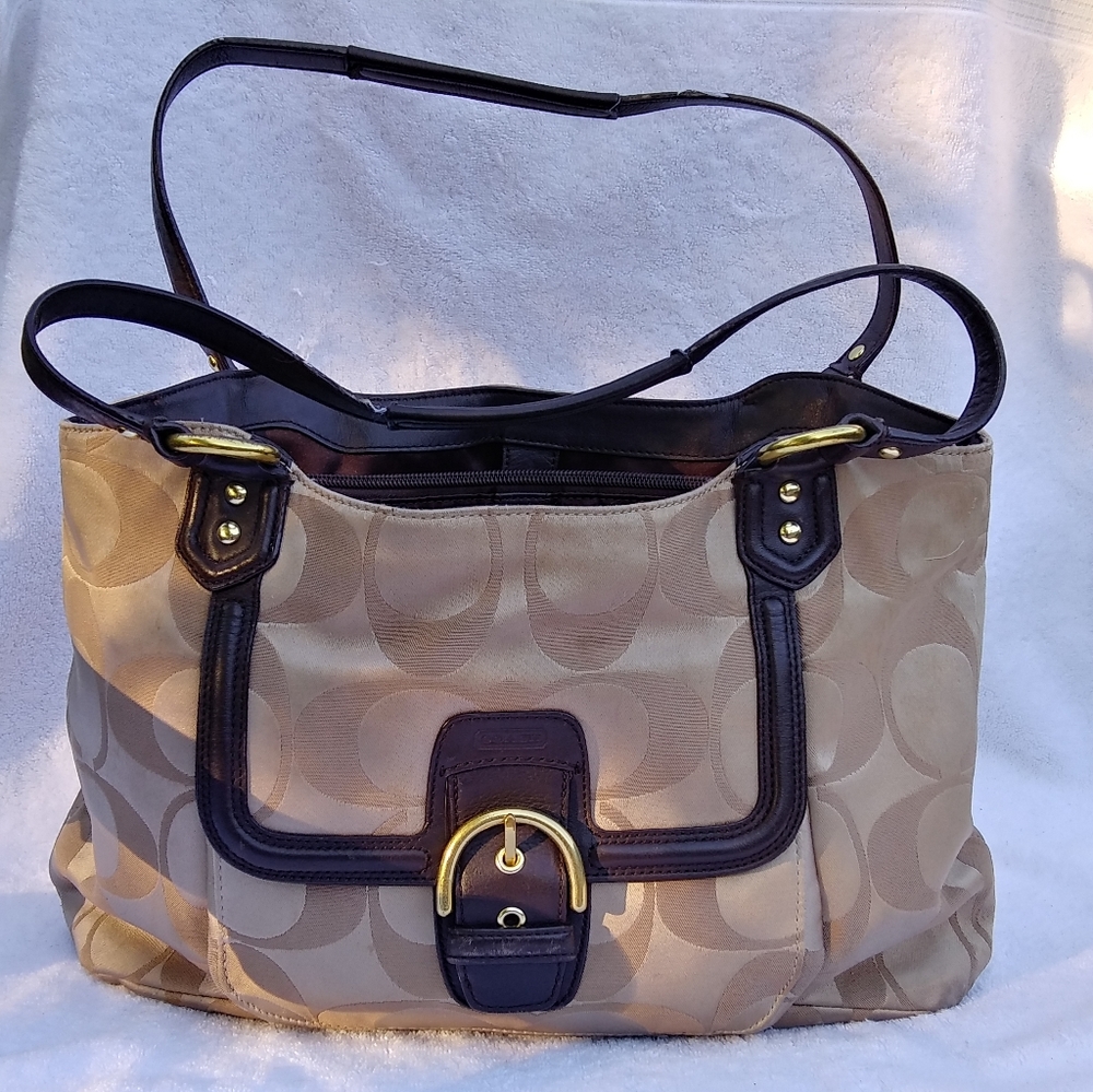 Authentic Coach shoulder bag